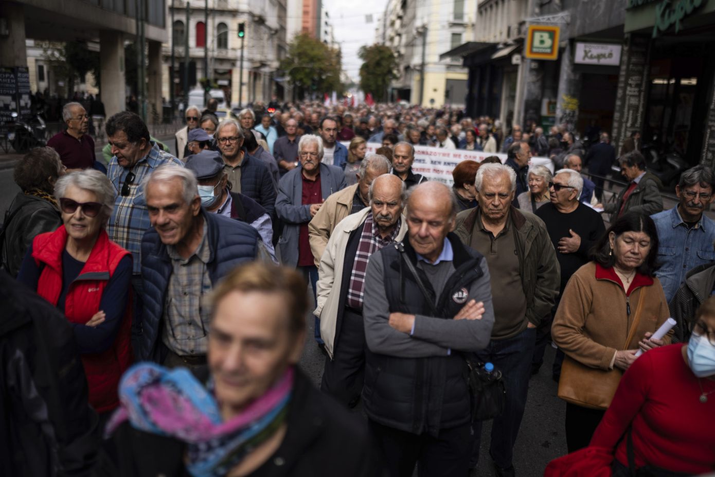 Αλλαγές και προοπτικές στις συντάξεις χηρείας ενόψει περικοπών